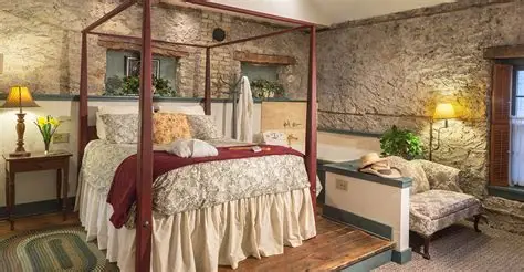 rentable room with full bed